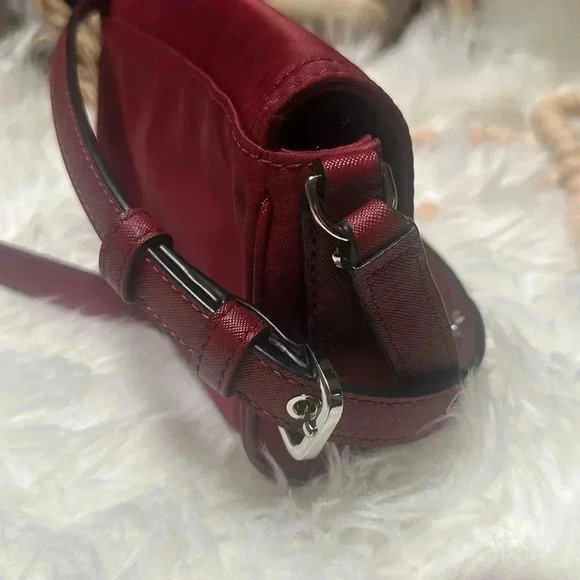 Mark Jacobs Crossbody - Picture 7 of 9